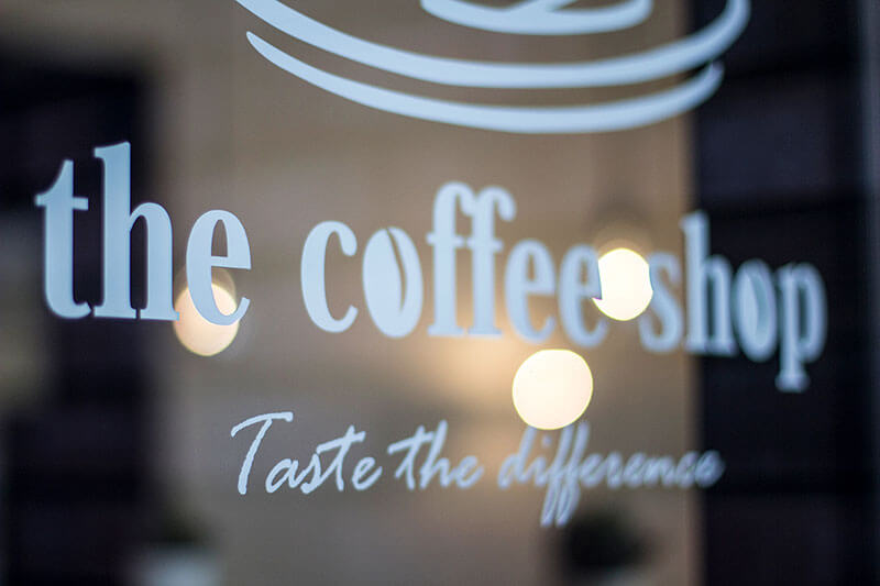 the coffee shop | Galerie | Fenster Logo